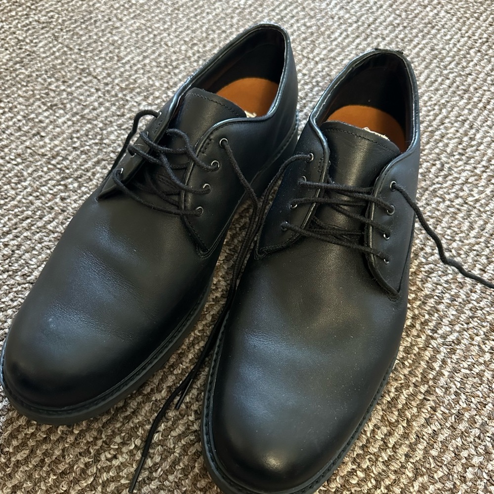 Men size 10 timberland dress shoes